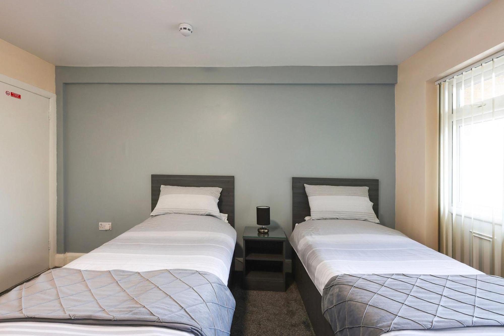Oyo Honeycroft Lodge Άξμπριτζ Εξωτερικό φωτογραφία